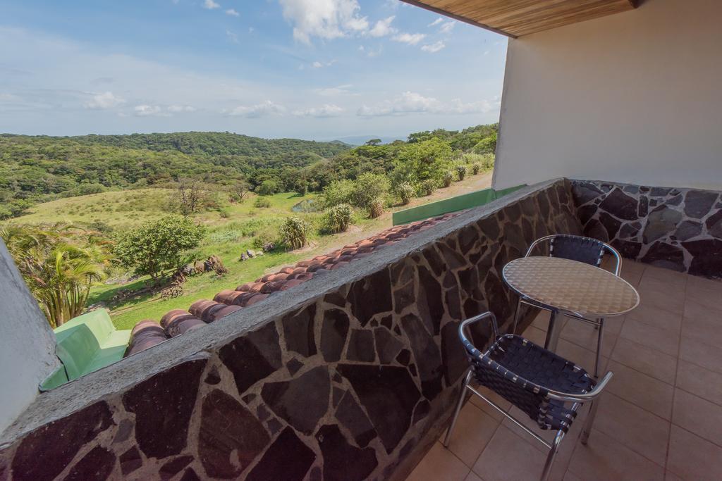 Hotel Montana Monteverde Exterior photo
